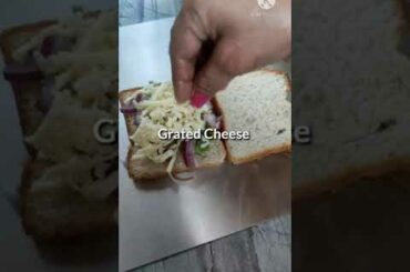 CHILI CHEESE TOAST | #Shorts