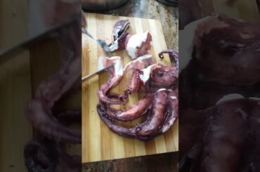 QUICK AND EASY OCTOPUS RECIPE||SWEET CHILI#Shorts