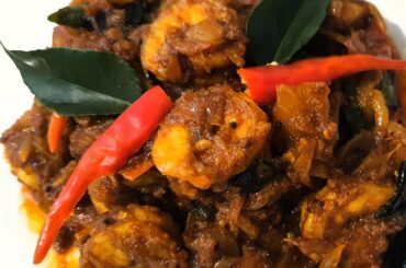 Spicy Prawns with Caramelised onions & Bird Eye Chillies