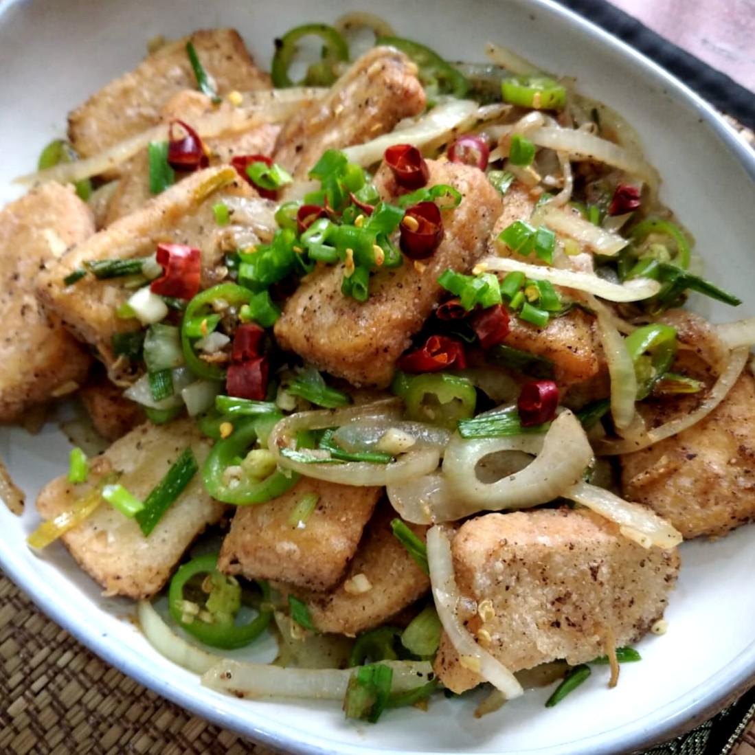 Salt and pepper tofu! With lots and lots of hot korean chillies