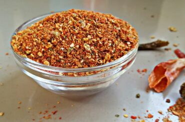 How To Make HOMEMADE Chili FLAKES