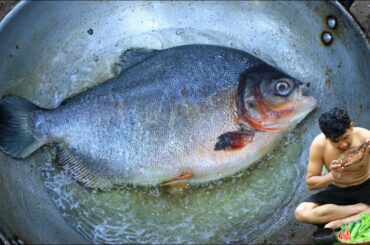 Big Fish Cooking Yummy with Salad vs Hot Chili Recipe | Jungle Fish Cooking and Eating