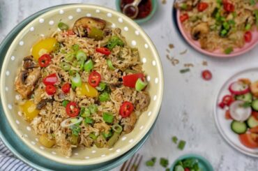 (10 Minute) Chilli Garlic Fried Rice | Made with Homemade Chilli Oil | Quick & Easy Dinner Recipe