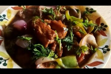 Chicken Chilli in medium gravy/Spicy and Sour delicious Chicken Chilli Recipe/ Easy chicken chilli.