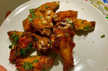 Spicy Garlic Parmesan Wings