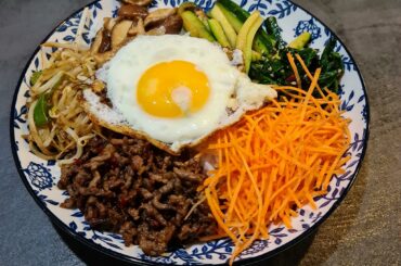 I made bibimbap. Not pictured is the red sauce that made me tear a bit. Was good spicyness training.