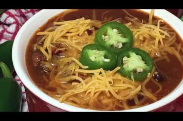 Chili Recipe / How to make homemade Chili / Easy beef and vegetable Chili / Wendy's Copycat Recipe