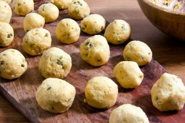 Chilli Cheese Nuggets - Cheese Balls Recipe | Street Food