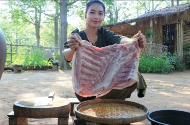 Pork crispy soup with green chili recipe in my homeland