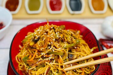 VEG CHILI-GARLIC NOODLES || Indo-chinese noodles || Hindi /English