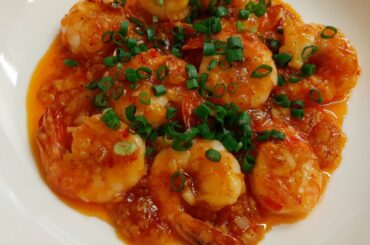 GARLIC BUTTER PRAWNS IN THAI SWEET CHILLI SAUCE | SWEET CHILLI PRAWNS | PRAWN RECIPE