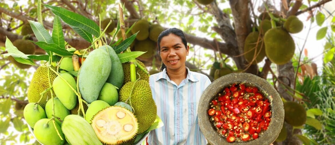 OMG! Eat Jackal & Green Mango With Super Spicy Chili Salt Fish Paste - Mouth Watering
