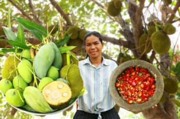 OMG! Eat Jackal & Green Mango With Super Spicy Chili Salt Fish Paste - Mouth Watering