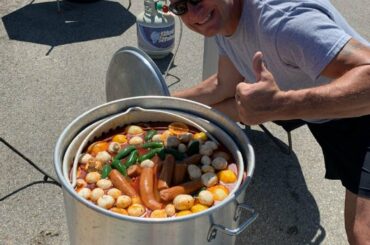 Down south we like our mud bugs spicy just a warm up to our annual lake serene craw fish boil. 1200 pounds of craw fish this year.