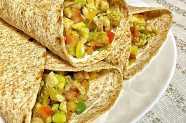 Spicy chicken tortilla wraps