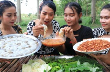 Shrimp raw with garlic crispy and chili sauce recipe - Cooking and eating