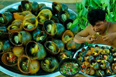 #CollectingSnail Cooking Snails Recipe, Eating Snail   Chili with Spicy Chili Sauce So Delicious