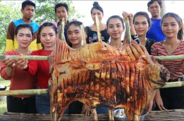 Amazing cooking goat roasted with chili sauce in my village - Amazing video
