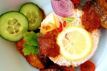 Mullet Fish gravy - Roasted grated coconut along with Indian Spices