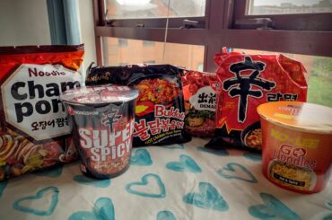 All the Buldak posting made me curious to see what noodles my local shop had. Now to find the 2/3x!