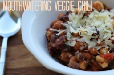Foodie Beauty Reaction Channel | Our Famous Mouthwatering Veggie Chili Recipe