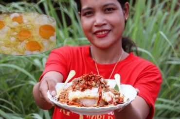 Cooking Food: Grilled Eggs & Stir Fried Minced Pork With Garlic Chilli Recipe