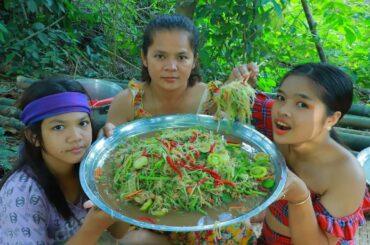 Yummy Fresh Vegetable Mix With Salty Crabs and Chili Very Delicious   Amazing Cooking