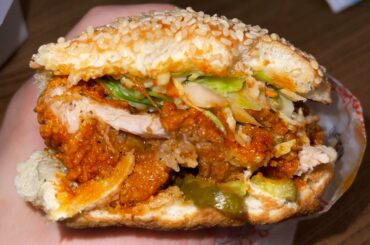 Hot Lola’s - Ballston, VA - Ghost Pepper, Szechuan Chicken Sandwich