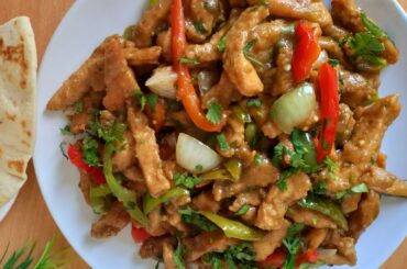 Restaurant style chicken Chilli recipe | chicken Chilli | zainab 's kitchen