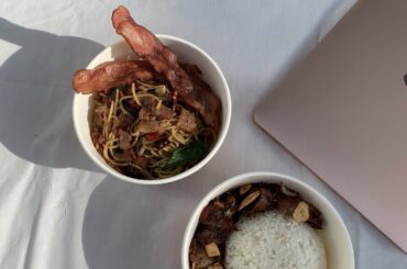 The easiest cooking recipe ever - Spaghetti Chilli Bacon  | Daily cooking with Devers