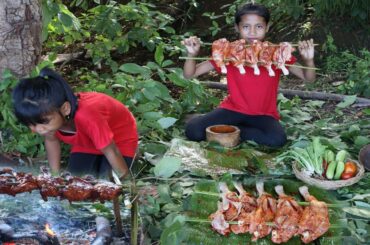 Primitive cooking in forest: Best way to cook chicken's legs with hot chili recipe-Eating delicious