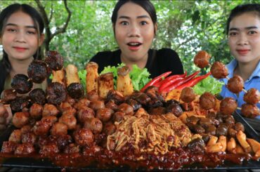 Yummy cooking mushroom stir-fry with meatball and chili sauce recipe - Amazing cooking