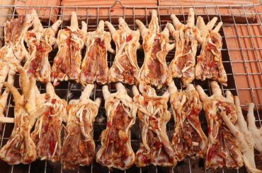 Village food Grilled chicken feed with chili recipe