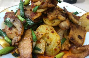 Dinner tonight: homemade spicy pork with potato chips