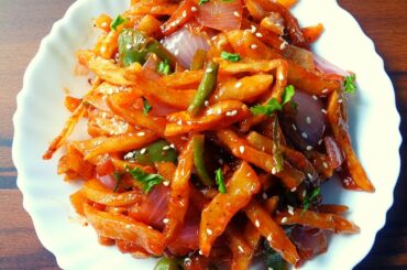 crispy & spicy chilli potatoes recipe - street style- VegQueen