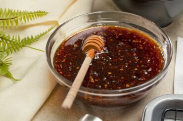 Sweet And Spicy HONEY CHILI GLAZE | Recipes.net