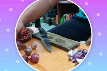 CHILI GARLIC SAUCE | Easy Chili Garlic Oil Recipe| Woow masarap anghang..