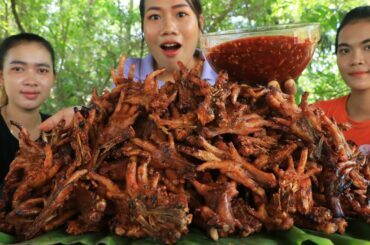 Yummy cooking chicken feet grilled with chili sauce recipe - Cooking skill