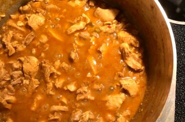 First Vindaloo - 1 ghost, 1 Thai chili, and 1 scotch bonnet (fresh from the garden)