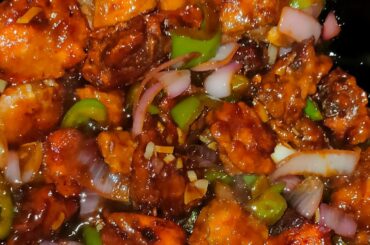 RESTAURANT STYLE CHILI CHICKEN RECIPE | MOM'SKITCHEN #chiliCHICKEN