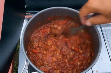 Hot Sausage Chili Con Carne Easy Recipe -- StepByStepChef.com