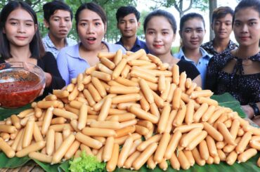 500 hotdog chesses boiled with chili sauce recipe - Amazing cooking and eating