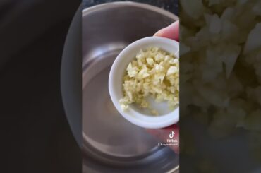 It’s so easy to make Sweet Chili Sauce | MyHealthyDish