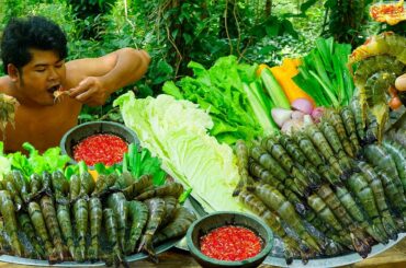 Challenge eating Fresh Shrimp Seafood Salad Spicy Chili Sauce So yummy - Spicy shrimp Salad recipe
