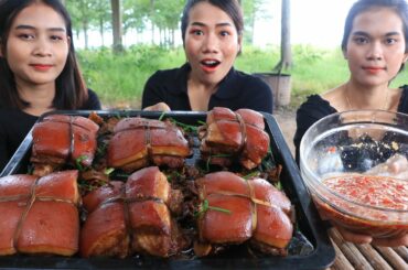 Cooking pork belly with chili sauce recipe - Cooking skill