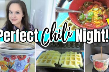 THE BEST HOMEMADE CHILI AND CORNBREAD WAFFLES! | COOK WITH ME