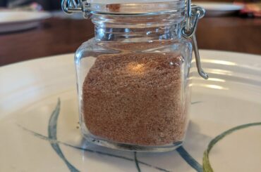 I powdered a bunch of assorted superhots I smoked this year, then mixed it with homemade garlic salt.