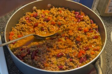 Grandma's Chili Recipe | How to make Chili | World Famous Chili Dish | Southern Comfort Food