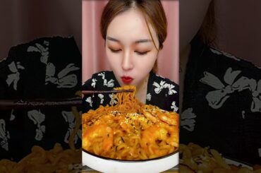 China Eating Men Eat Very Spicy Chili Food Challeges||Eating Challege #Eatchlichallenge