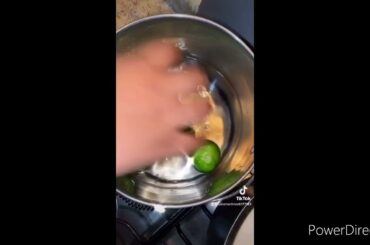 Cooking chili peppers in pasilla